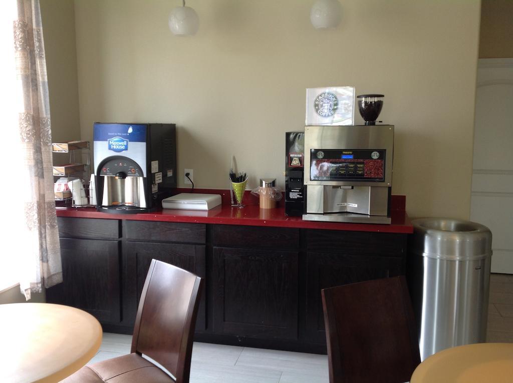 Executive Inn And Suites Jefferson מראה חיצוני תמונה